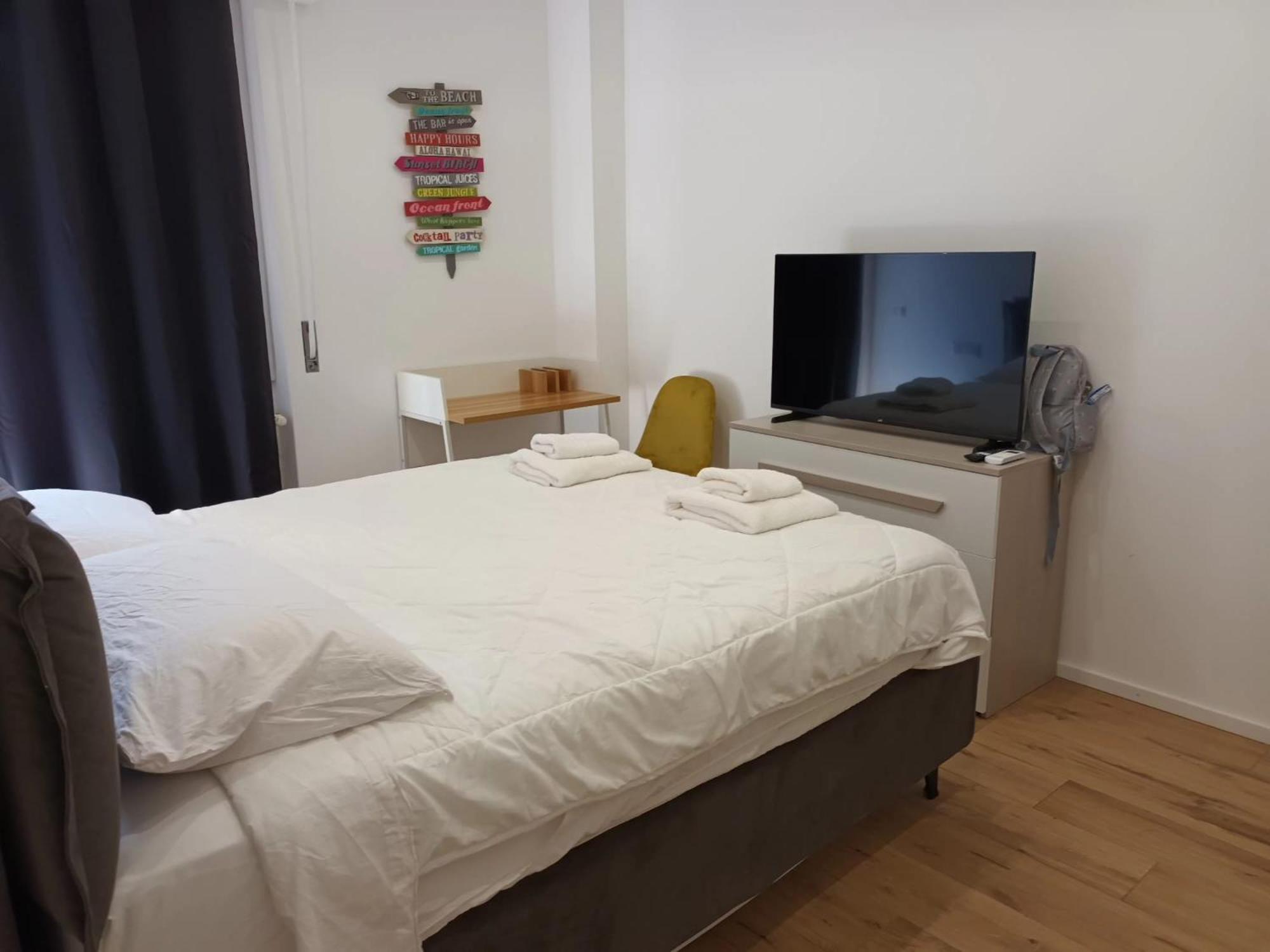 Apartment Pm 34 Viale Imperatore - 50 Mt From Metro San Paolo *